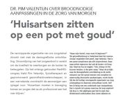 Huisartsen zitten op een pot met goud